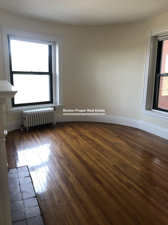 a - 2 bedroom in Back Bay by Mass Ave Apartments