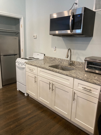 Photo - An excellent  environment for work and study. Quiet Area CLOSE TO CAMPUS House