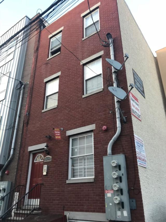 outside view - TEMPLE STUDENTS - CLOSE TO CAMPUS -3BR, 1BA