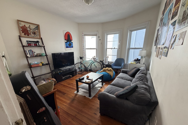 Visit hubrealtyproperties.com - Near Tufts, handy 3 bedroom with brand new eat in kitchen, dishwasher and large patio