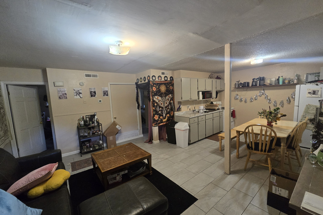 Common living area - Verde Apartments, across from the HLC
