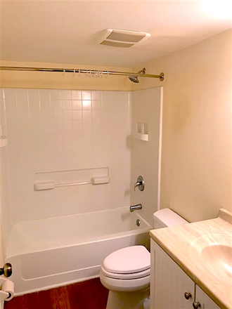 Bathroom - 1BR condo-Meadow Woods Lane-Lawrenceville