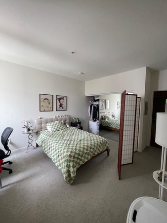Bedroom - $1371.66/mo Sublet Room for Summer Near UCSD - Furnished