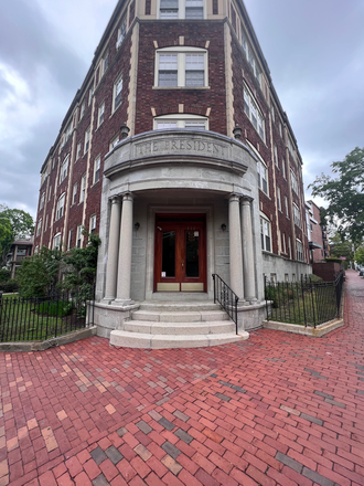1 - 1 bd 1 bath in Charming building close to Havard Apartments