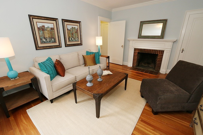 Living Room - 79 Martin Street, Unit 21, Cambridge, MA Condo
