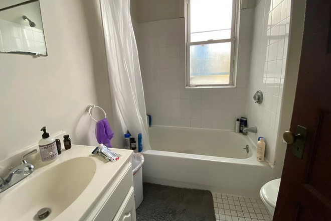 Bedroom - Rooms in 26 Ellery Townhome