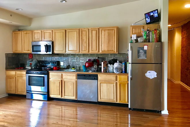 Kitchen - 1447 N 17th St