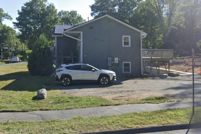 Outside - 295 Lincoln Avenue