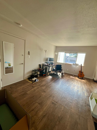 Living Room - University Crossing Apartments