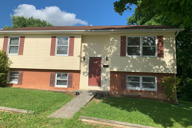  - 4 Bedroom 3 Bath House with 2 Car Detached Garage