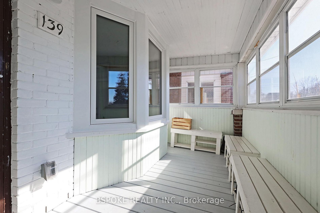 Mudroom - Furnished 3.5 bedroom family home facing Greenwood Park
