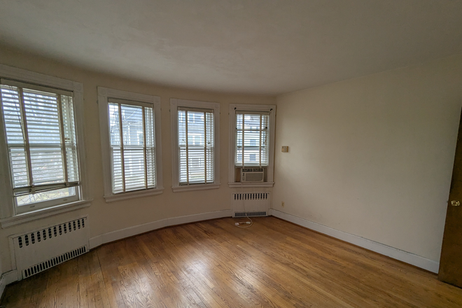 Bedroom - Private room for rent-Wiggins St-Princeton House