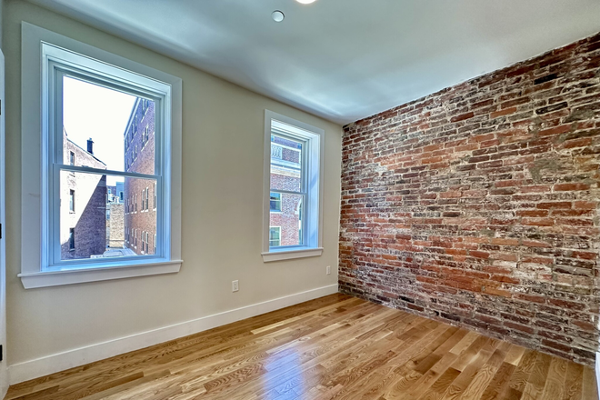 bedroom1 - **NO BROKERS FEE!* NEW 2 Bed / 1 Bath w/ LAUNDRY IN UNIT! Avail 9/1/26! Apartments