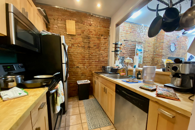 Call NOW for showings! 617-236-8600 - NORTHAMPTON ST - LRG OPEN DUPLEX 4BR/1BA AVAIL *9/1/2026* W/ IN UNIT LNDRY, EXP BRICK, H&HW INC, DW! Apartments