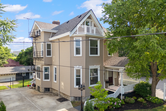 Exterior - Spacious 6BR House Steps From Xavier University – Updated & Walkable