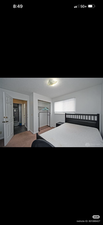 Bedroom - 111-115 W Sycamore Student Housing - Walk to Miami University Apartments