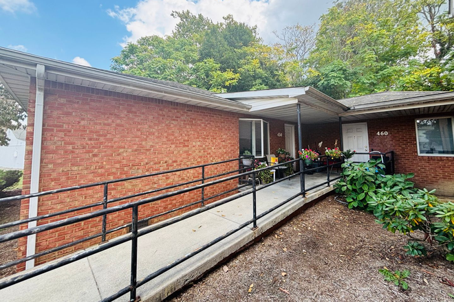 Photo - 2 Bedroom, 1 Bath Apartment