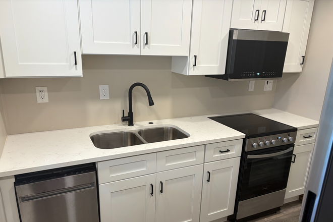 Kitchen - Private Studio Apartment New Kitchen