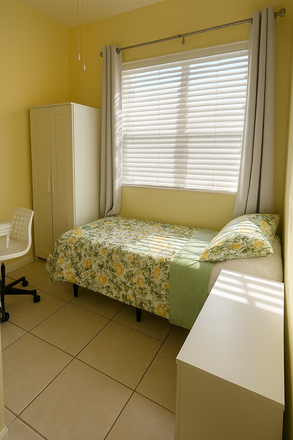 Bedroom - EUROPEAN COVE, QUIET, PEACEFUL ENVIRONMENT $700.00 A MONTH & $300 DEPOSIT, ALL UTILITIES!!