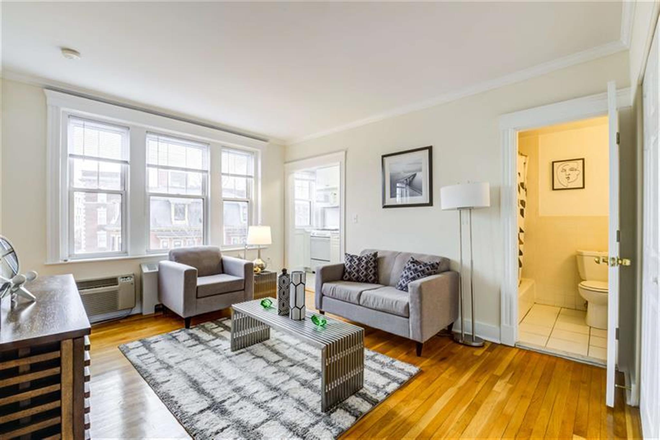 1 - Harvard Sq/1 Bedroom- Renovated Kitchen and Bath Heat Included. Apartments