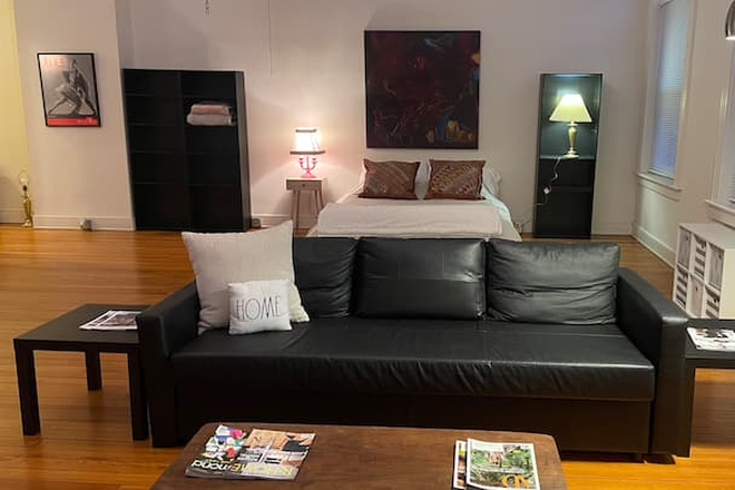 Living room - Loft in Downtown Richmond