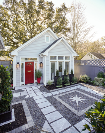 courtyard - Carriage House close to hospital off street parking private outdoor patio