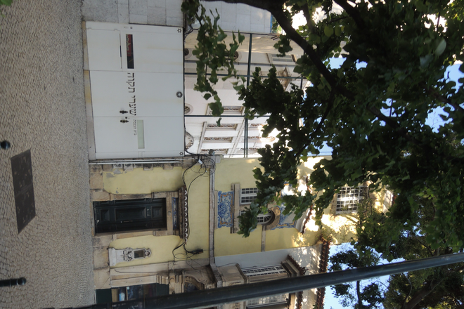 neighborhood - 3418 Race Street, 3 BR apartment, one block from Drexel, three blocks from Penn
