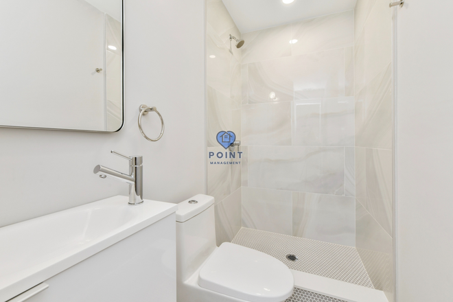 Call NOW for showings! 617-236-8550 - PRINCETON ST - *NO FEE* 2BR BY MBTA AIRPORT *AVAIL NOW* W/ 2 BATHS, IN UNIT LNDRY, RNTL PRKNG! Apartments