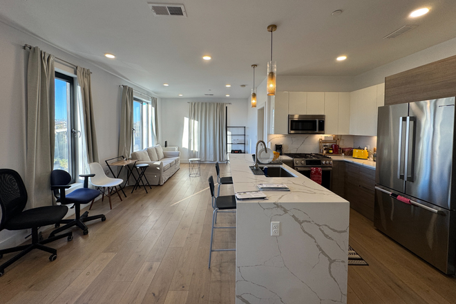 living room - 30 Penn