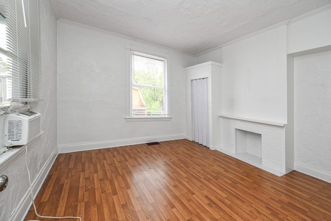 Living Room - 2554 Vestry Avenue House