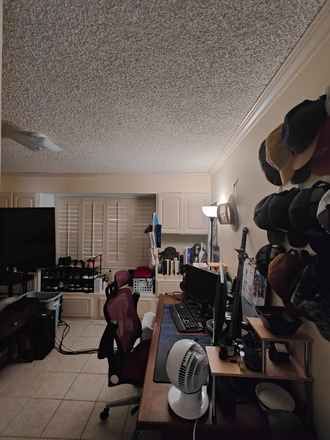 Bedroom - PRIVATE FURNISHED BEDROOM WITH SHARED BATH AVAILABLE WALKING DISTANCE TO UCR House