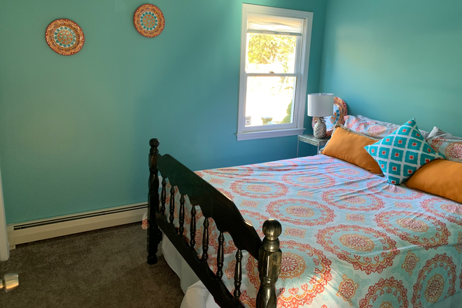 Bedroom - 13 South Hillview Drive Narragansett, RI 02882 Apartments