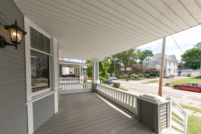 Front porch - Renovated 5 Bedroom 2 Bathroom House