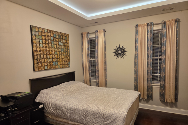 Bedroom - 1 Bedroom for rent in 2 bedroom Canton row house with parking