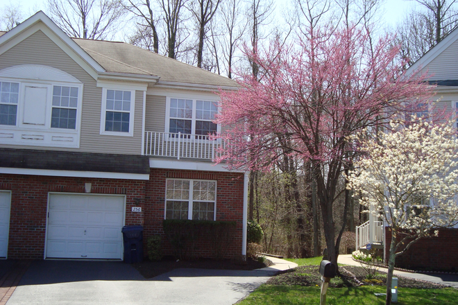 Main View - Unfurnished 3BR thome-Fountayne Lane-Lawrenceville