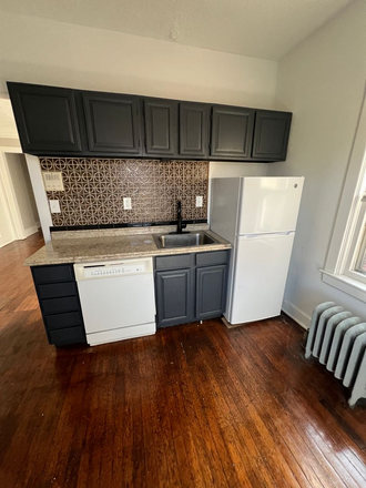 Photo - 2709 Hampshire Apartments