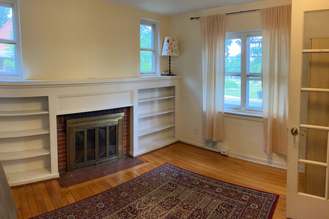 Bedroom - Great Room in Shared House. 7-min walk to metro&nbsp;(Close to UMD)