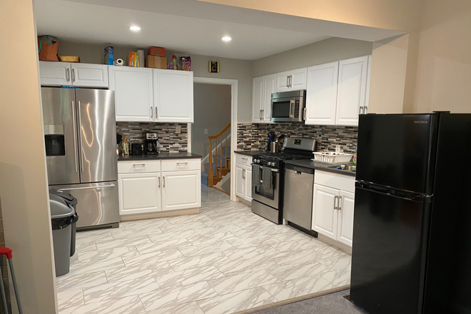 Kitchen - Gorgeous and spacious rooms near UMD campus!!! Cleaning service provided! House