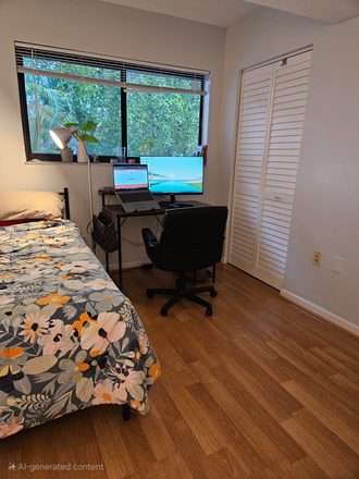 Room - Walk to campus: private room: en-suite bath Apartments