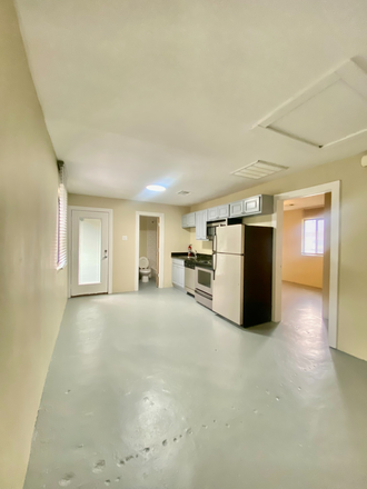 spacious kitchen - New Summer Home