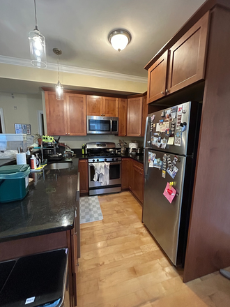 Kitchen - Sunny Porter Square Summer Sublease! Late May - Early July, close to T and Star Market Apartments