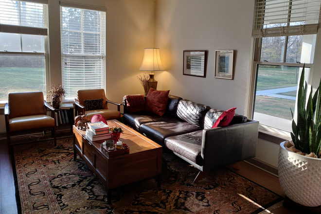 Living room - Relet:2BR thome for PU Faculty/Staff only-E. Merwick Ct-Princeton