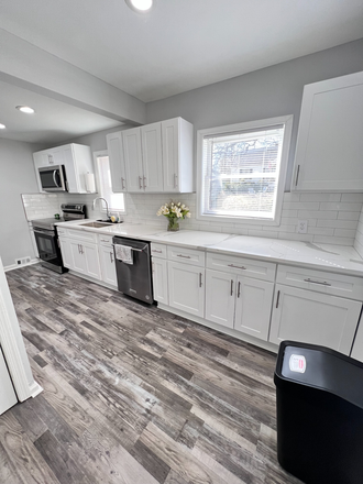 Kitchen - 3bd/2ba House in College Park (close to campus & metro/bus)