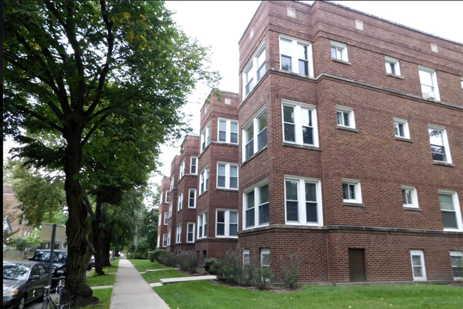 In the process of being furnished -- Watch video to see layout of the bigger bedroom - Fall 2026 Sublet | Large Single Bedroom | Third Floor | Less than a 10-minute walk to campus