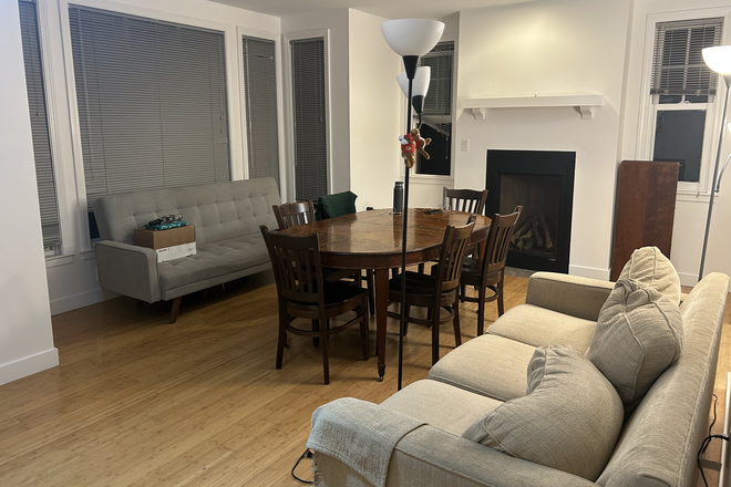 Common living+dinning - Harvard University Housing - 5 Grant Street Unit 1 Apartments