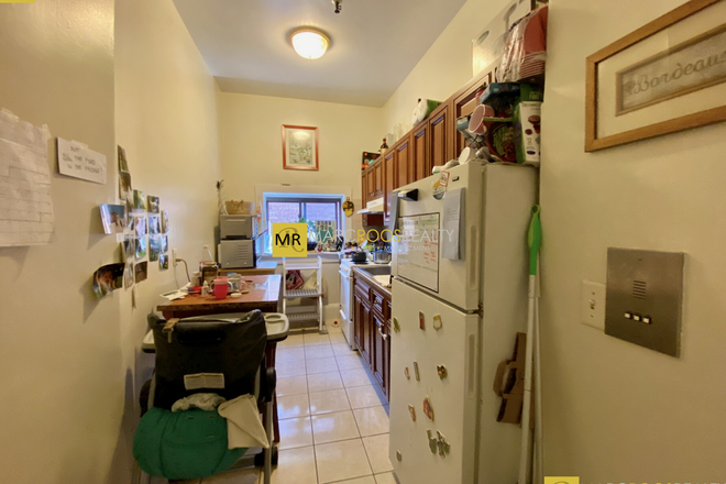 Call NOW for showings! 617-236-8550 - BOYLSTON ST - *NO FEE* TRUE 2BR/1BA NEAR CAMPUS W/ HW INC, LNDRY ON SITE, EIK AVAIL *9/1/2026*