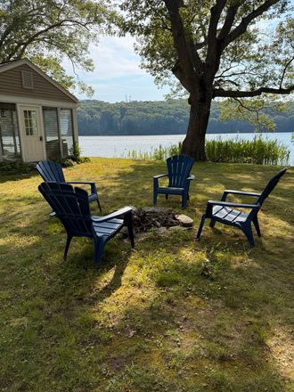 fire pit area - Waterfront 3 bed Rental, approx half a mile to bay campus, 7 miles to Kingston