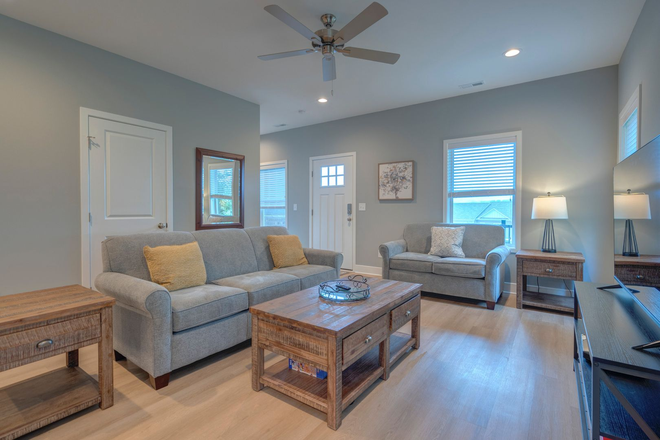  - The Summit Townhome Community In Blacksburg