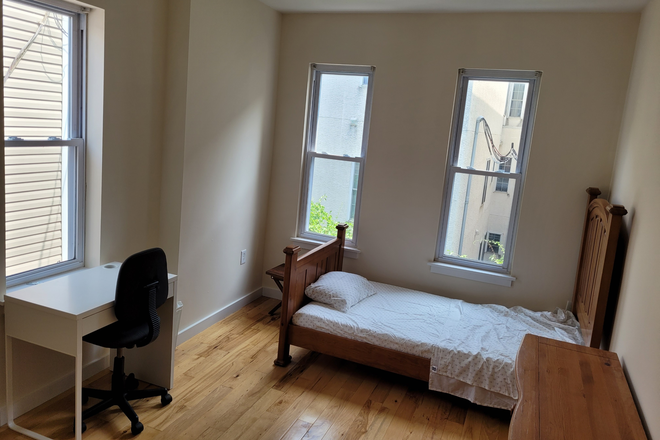 Bedroom 2 - Female Tenant looking to share apt, walking distance to Campus, 34th Street, 2BD 2BA available Now