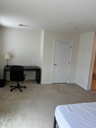Bedroom - Private Top-Floor Bedroom w/ Private Bathroom & Deck